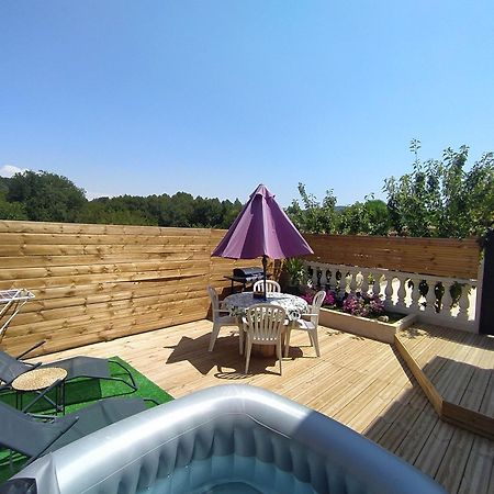 Studio Cosy Avec Terrasse Et Jacuzzi A Disposition De Mai A Aout Rians  Exterior foto