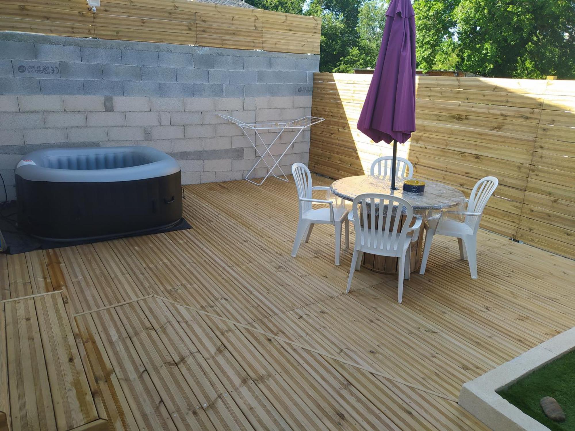 Studio Cosy Avec Terrasse Et Jacuzzi A Disposition De Mai A Aout Rians  Exterior foto