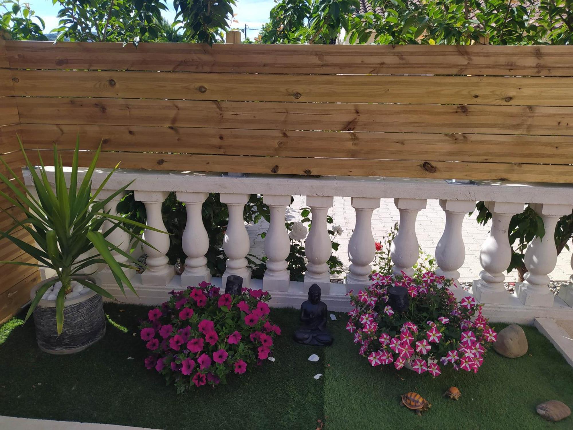 Studio Cosy Avec Terrasse Et Jacuzzi A Disposition De Mai A Aout Rians  Exterior foto